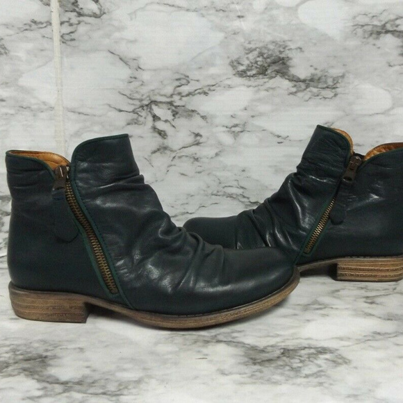 New Miz Mooz Leather Ruched Ankle Boots 